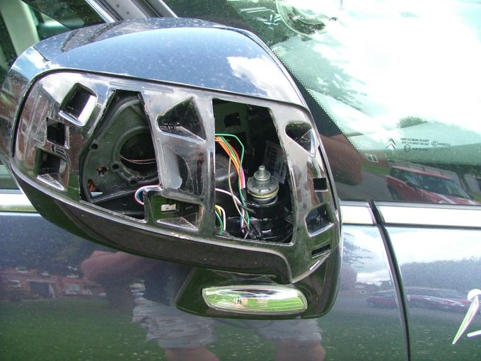 Forums / C4 Picasso and Grand Picasso General questions / Noisy C4 wing