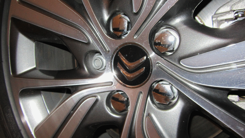 17mm Black Alloy Car Wheel Nut Bolt Covers Caps Set X20 For Citroen C4 Picasso
